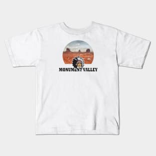 Monument Valley - Rainy day in the middle of desert Kids T-Shirt